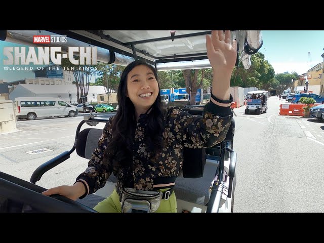 Awkwafina’s Golf Cart Tour : Marvel Studios’ Shang-chi And The Legend Of The Ten Rings